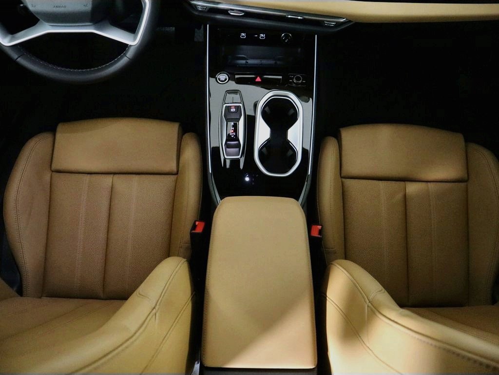 Used 2026 Audi A6 Premium Plus w/ Premium Plus Package AWD/4WD image 19