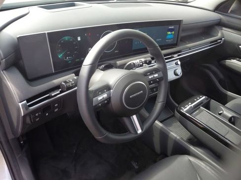 Used 2026 Hyundai Tucson Limited AWD/4WD image 7