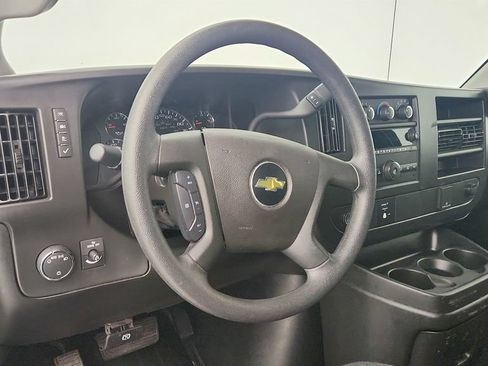 Used 2025 Chevrolet Express 2500 w/ Driver Convenience Package RWD image 9