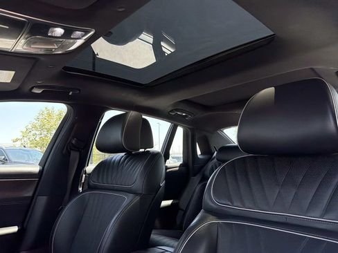 Used 2023 Genesis G90 3.5T AWD/4WD image 18