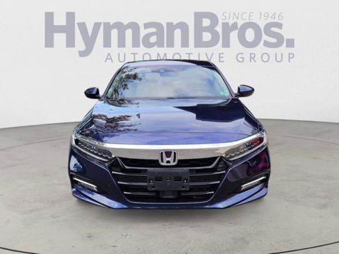 Used 2019 Honda Accord Touring image 8