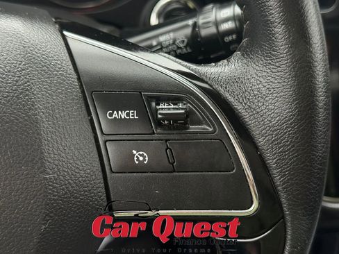 Used 2019 Mitsubishi Outlander SEL AWD/4WD image 27