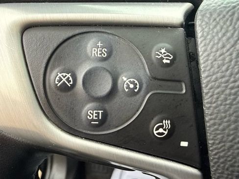 Used 2024 GMC Terrain SLT AWD/4WD image 19