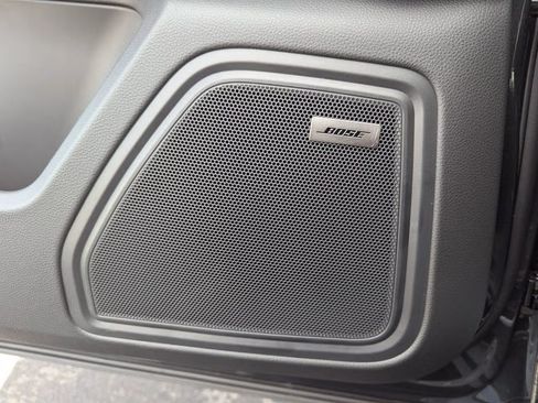 Certified 2026 Porsche Macan AWD/4WD image 15