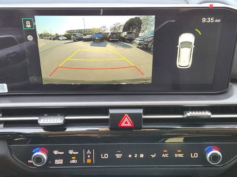 New 2026 Kia Sportage LX image 12