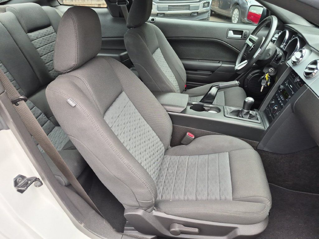Used 2007 Ford Mustang GT Premium RWD image 37