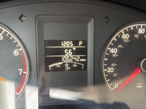 Used 2011 Volkswagen Jetta SE image 11