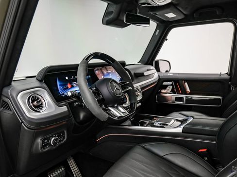 Used 2025 Mercedes-Benz G 63 AMG 4MATIC image 38