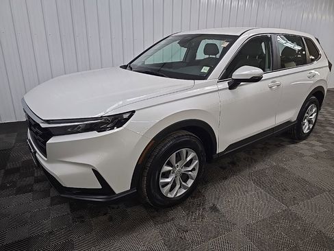 Used 2023 Honda CR-V LX image 8