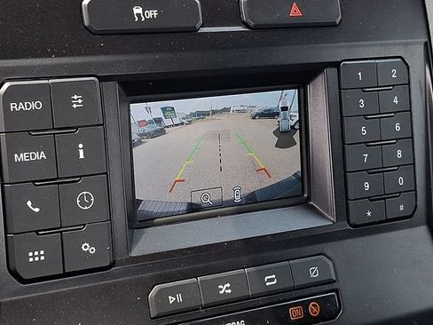 Used 2022 Ford F250 XL w/ Power Equipment Group RWD image 12