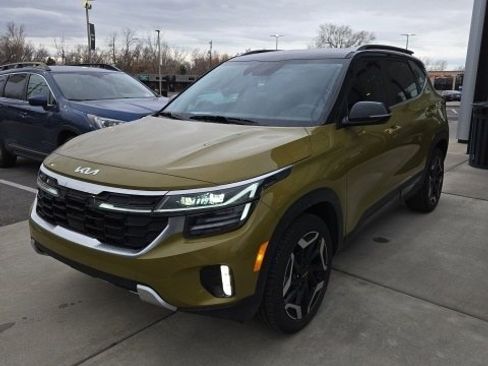 Used 2024 Kia Seltos SX image 2