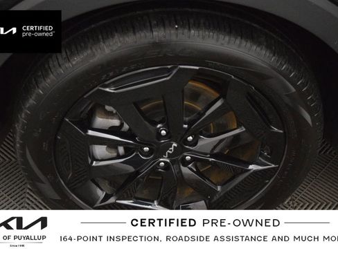 Used 2024 Kia Telluride EX w/ EX Captain's Chair Package image 22