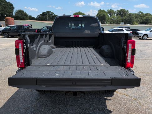 Used 2024 Ford F250 Lariat w/ Chrome Package AWD/4WD image 11