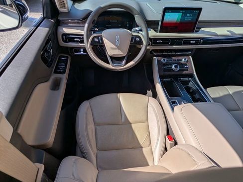Certified 2023 Lincoln Aviator Reserve image 14
