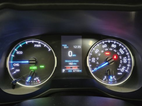 Certified 2022 Toyota RAV4 XLE w/ Convenience Package image 26