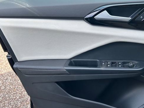 New 2026 Volkswagen Taos S FWD image 19