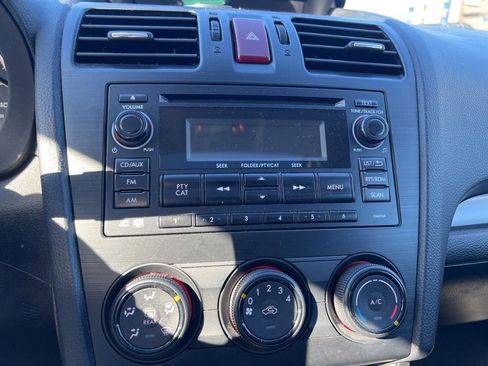 Used 2014 Subaru Crosstrek 2.0i Premium w/ Moonroof Package image 8