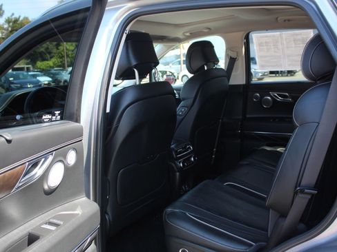 Used 2023 Genesis GV80 3.5T Advanced + AWD/4WD image 18