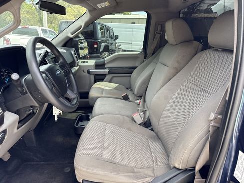 Used 2015 Ford F150 XLT RWD image 9
