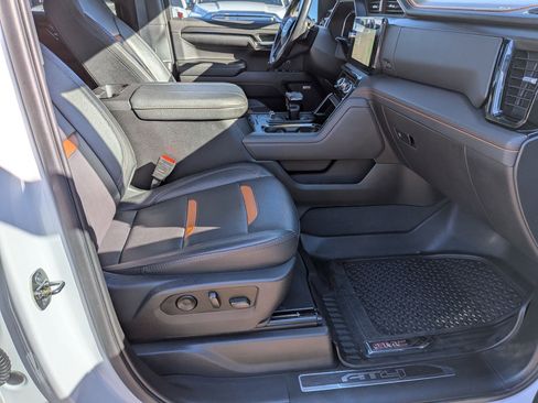 Used 2023 GMC Sierra 1500 AT4 w/ AT4 Preferred Package image 36