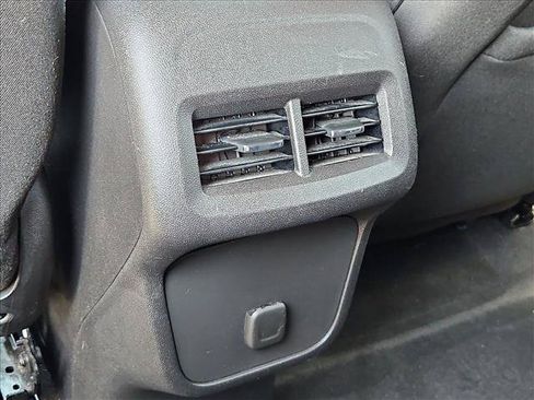 Certified 2018 Chevrolet Equinox LT w/ LPO, Protection Package FWD image 24