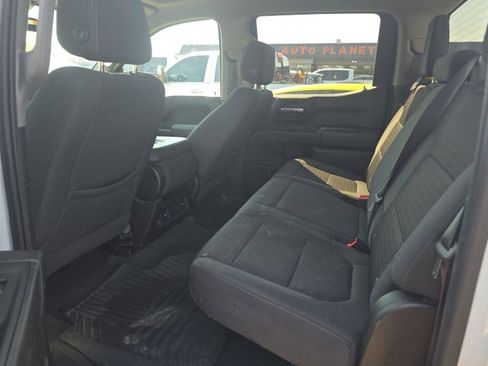 Used 2022 Chevrolet Silverado 1500 Custom w/ LPO, Blackout Package image 28