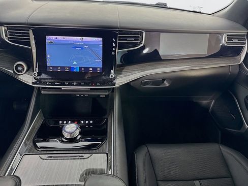 Used 2022 Jeep Wagoneer Series III image 28