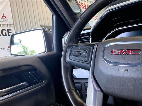 Used 2025 GMC Sierra 1500 SLT RWD image 8