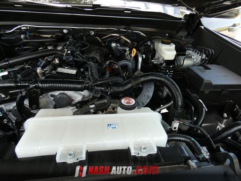 Used 2025 Toyota Tacoma TRD Sport AWD/4WD image 81