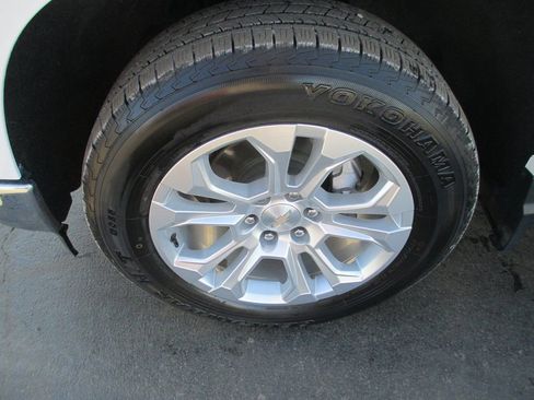 Used 2023 Chevrolet Silverado 1500 LTZ w/ LTZ Convenience Package II image 13