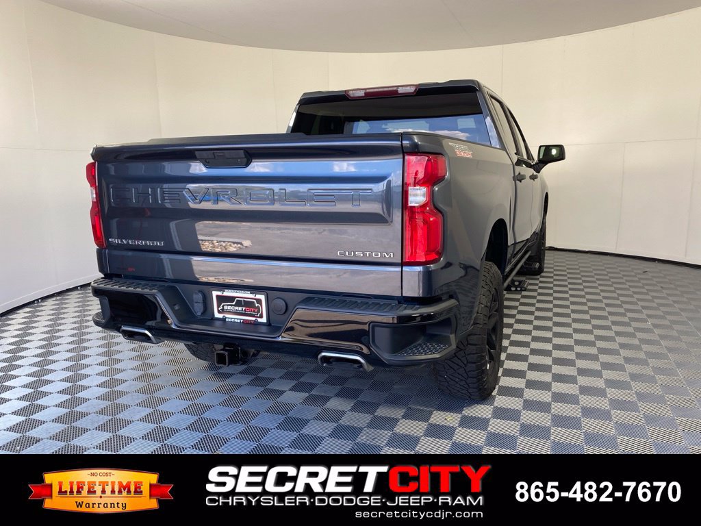 Used 2021 Chevrolet Silverado 1500 Custom Trail Boss AWD/4WD image 7