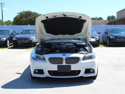 Used 2013 BMW 550i Sedan image 38