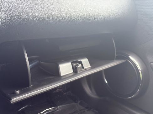 Used 2013 Ford Mustang GT Premium w/ GT Coupe Accessory Pkg 5 RWD image 32