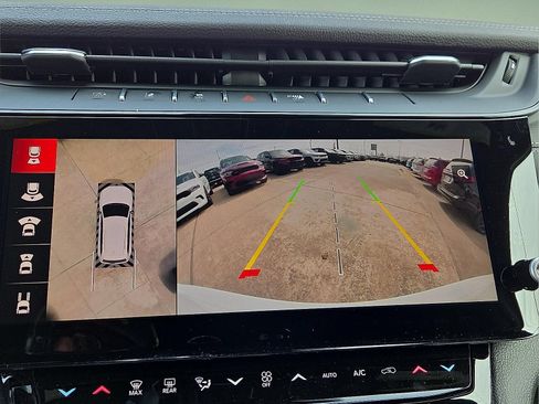 Used 2026 Jeep Grand Cherokee Limited w/ Luxury Tech Group II AWD/4WD image 16