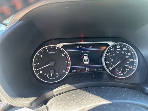 Used 2023 Nissan Sentra SR w/ SR Premium Package image 24