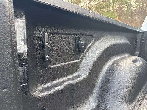 Used 2024 RAM 2500 Big Horn w/ Night Edition image 18