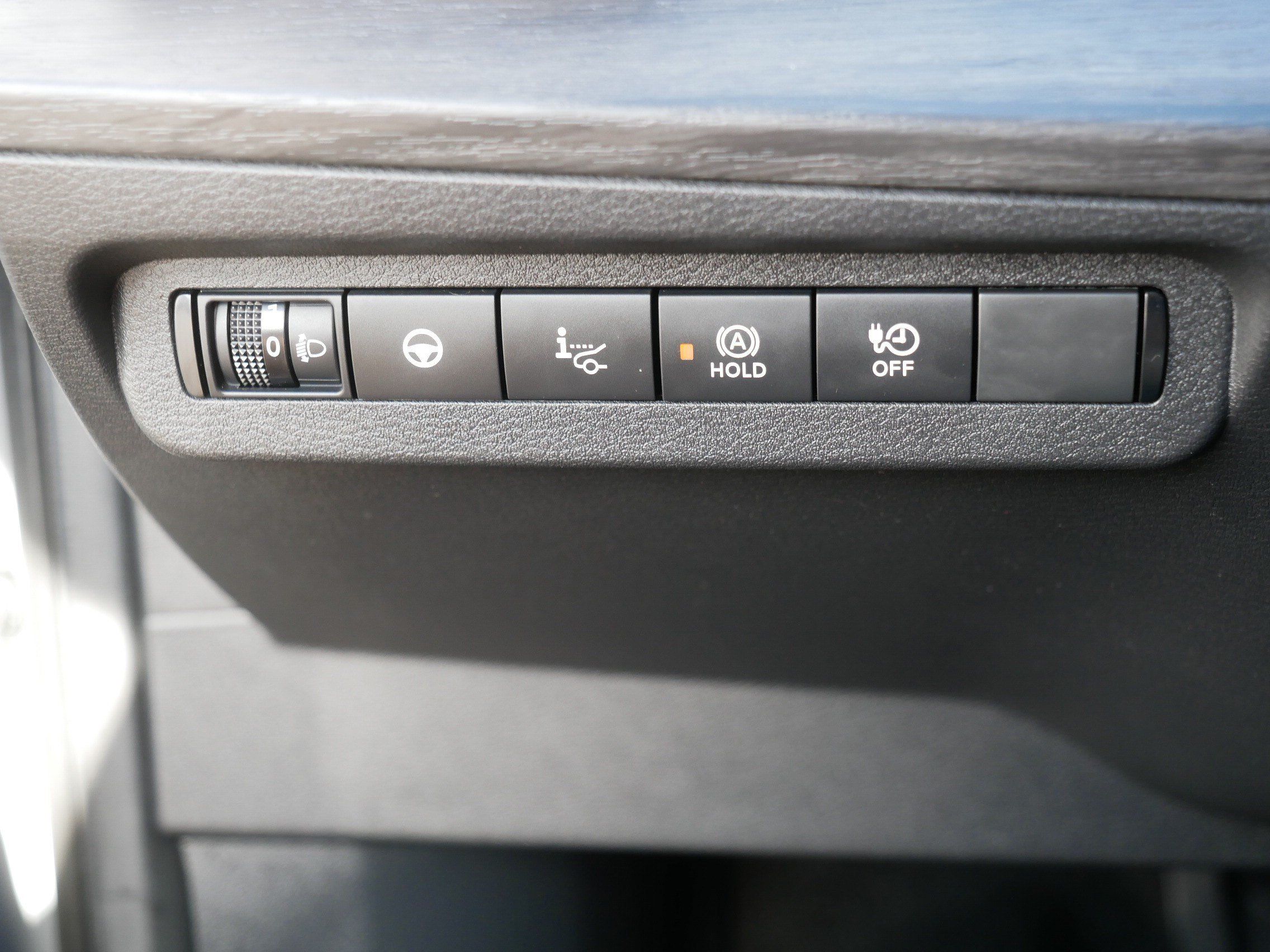 Certified 2024 Nissan Ariya AWD image 24