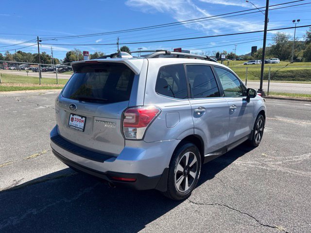 Used 2017 Subaru Forester 2.5i Limited AWD/4WD image 8