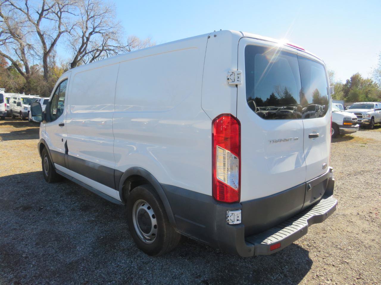 Used 2016 Ford Transit 150 130 Low Roof RWD image 7