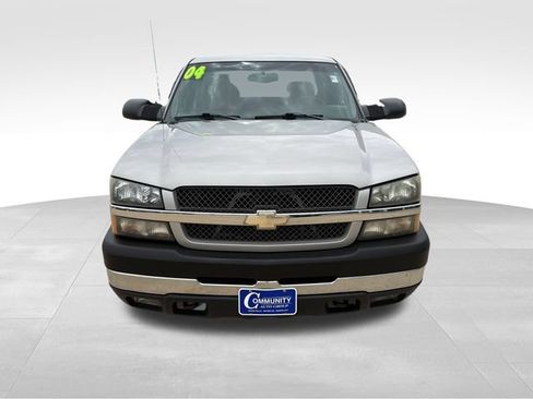 Used 2004 Chevrolet Silverado 2500 LS w/ Heavy-Duty Power Package AWD/4WD image 10