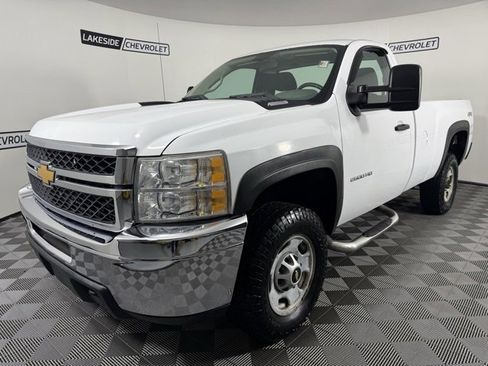 Used 2013 Chevrolet Silverado 2500 W/T image 2