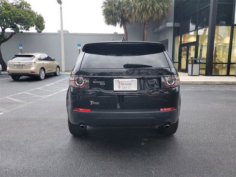 Used 2017 Land Rover Discovery Sport HSE image 5