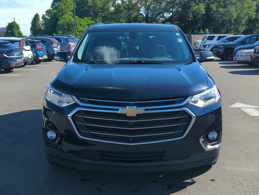 Used 2020 Chevrolet Traverse LT w/ LT Premium Package FWD image 9