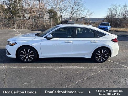 Used 2024 Honda Civic EX-L image 11