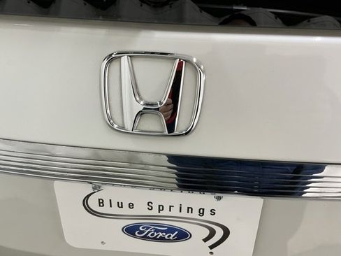 Used 2015 Honda Odyssey EX image 5