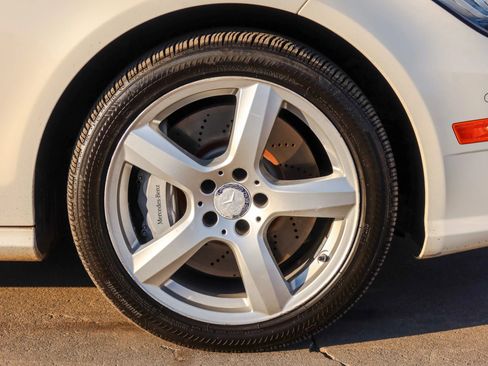 Used 2014 Mercedes-Benz CLS 550 4MATIC image 28