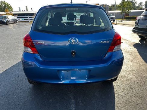 Used 2009 Toyota Yaris 2-Door Hatchback FWD image 6