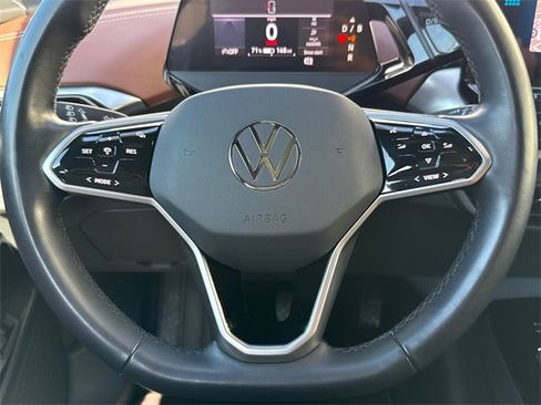 Certified 2022 Volkswagen ID.4 Pro S image 32