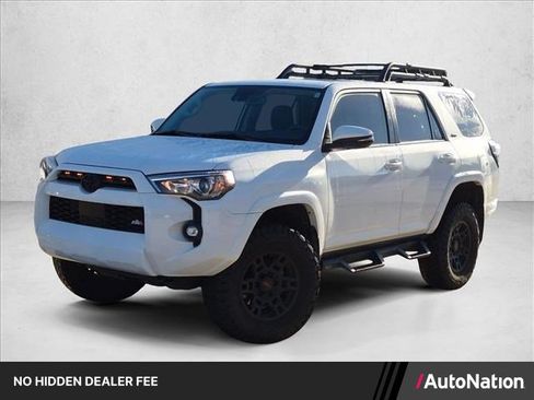 Used 2023 Toyota 4Runner SR5 Premium w/ Moonroof Package RWD image 1