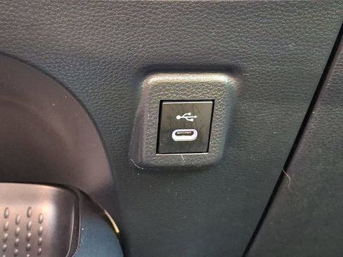 Certified 2025 Toyota Corolla LE image 22